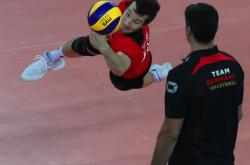 开云体育app-德国乒乓球队鏖战罗马，Bin打出惊人五杀激烈交锋小组赛，引爆全场热议的简单介绍