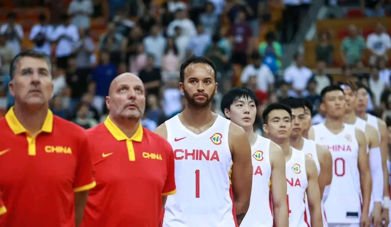 公鹅队客场失利，球队内部矛盾不断升级的简单介绍
