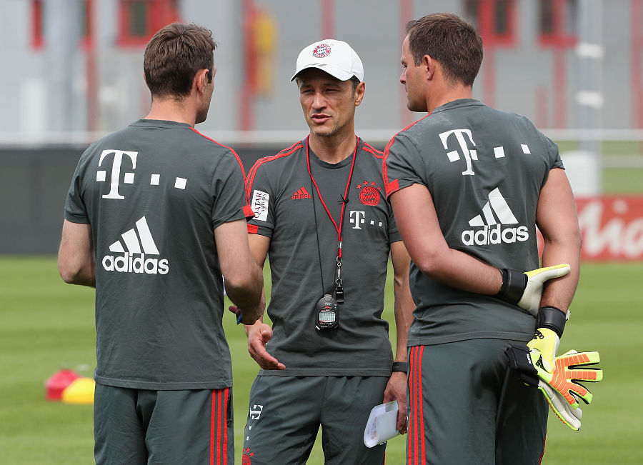 关于主教练需求球员进攻端提高，训练强调战术的信息