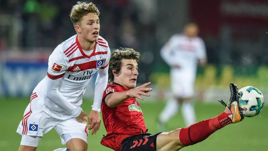 包含弗赖堡意外逆转,惊险战胜对手的词条 包含弗赖堡意外逆转,惊险战胜对手的词条