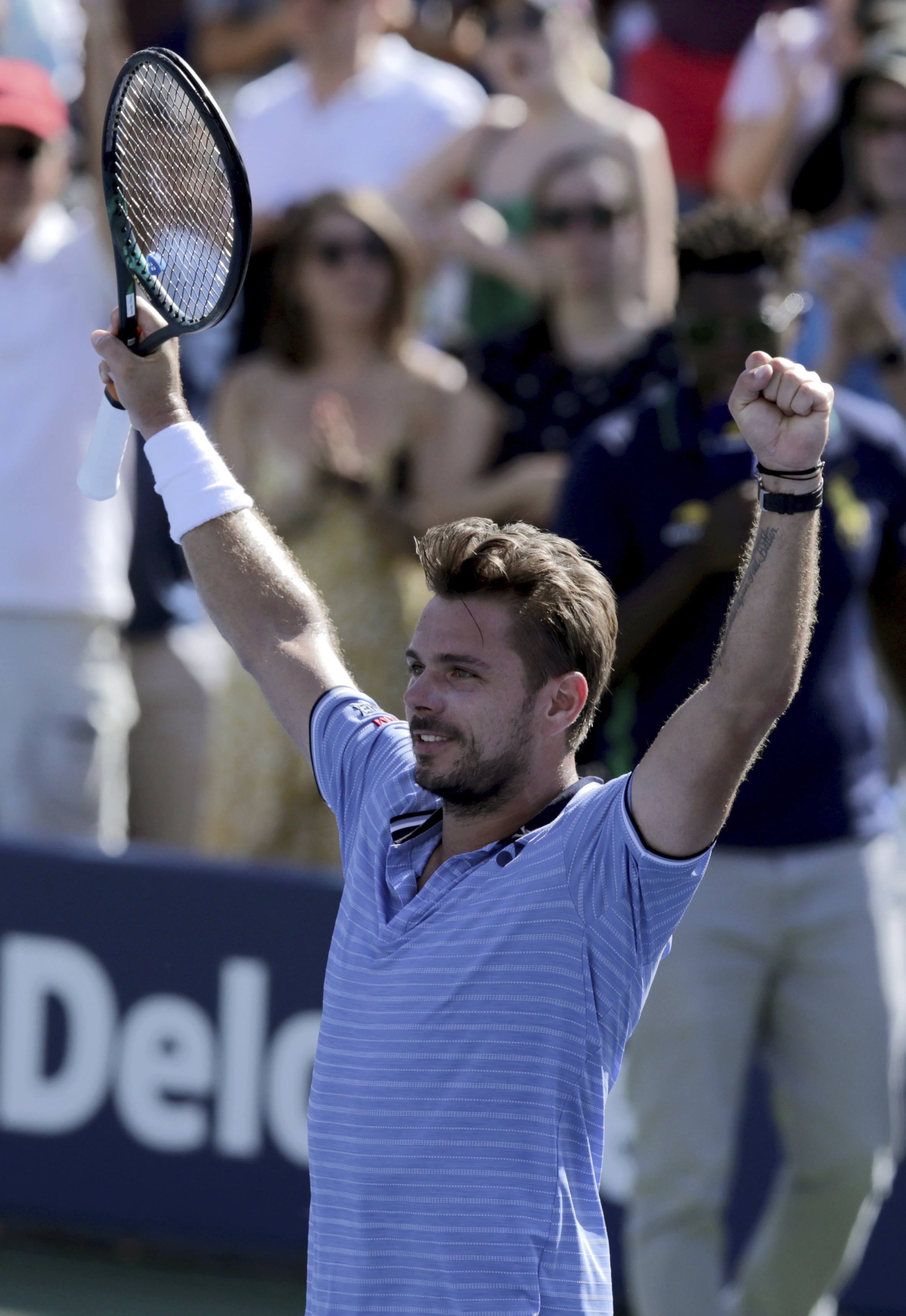 包含法国网球队轻取世界网球队，瓦林卡高光表现的词条