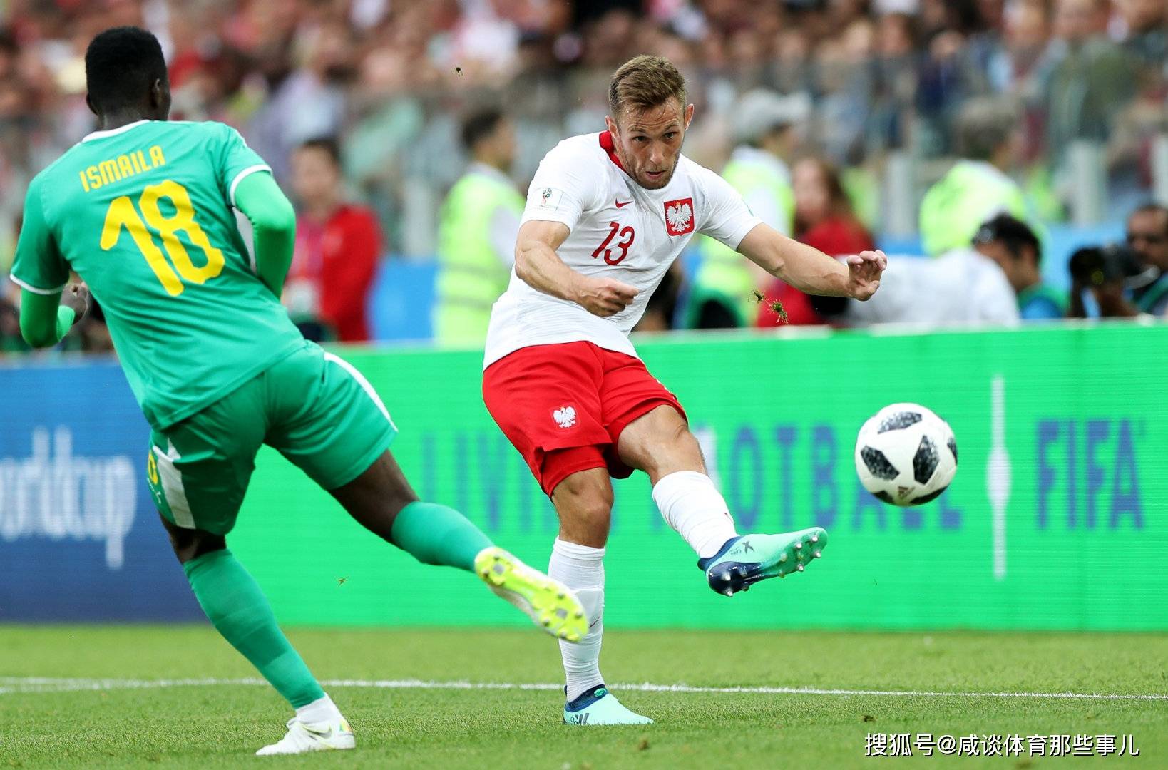 波兰轻取瑞典,萨拉赫带队取胜 波兰轻取瑞典,萨拉赫带队取胜