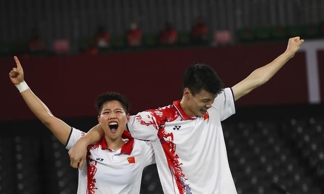 中国队横扫印度队，黄鸭组合关键制胜